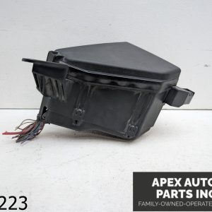 OEM 2005 LEXUS LS430 4.3L ENGINE COMPARTMENT DISTRIBUTION JUNCTION FUSE BOX