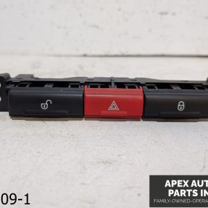OEM 2006-2015 Land Rover LR2 3.2 Dashboard Hazard Door Lock Switch Control Panel