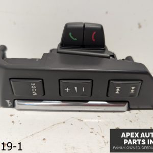 OEM 2006-2015 Land Rover LR2 3.2L RIGHT AUDIO STEERING WHEEL SWITCH BUTTON