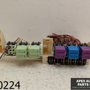 OEM 2006 BMW X5 3.0L Power Junction Relay Cabin Fuse Box