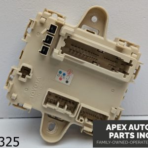 OEM 2006 Lexus RX 400h 3.3L FUSE RELAY BOX
