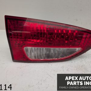 OEM 2006 Subaru Tribeca 3.0L Left Driver Side Tail Light Inner