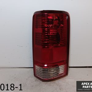 OEM 2007-2011 Dodge Nitro 3.7L Tail Light Assembly Right RH REAR LAMP OUTER