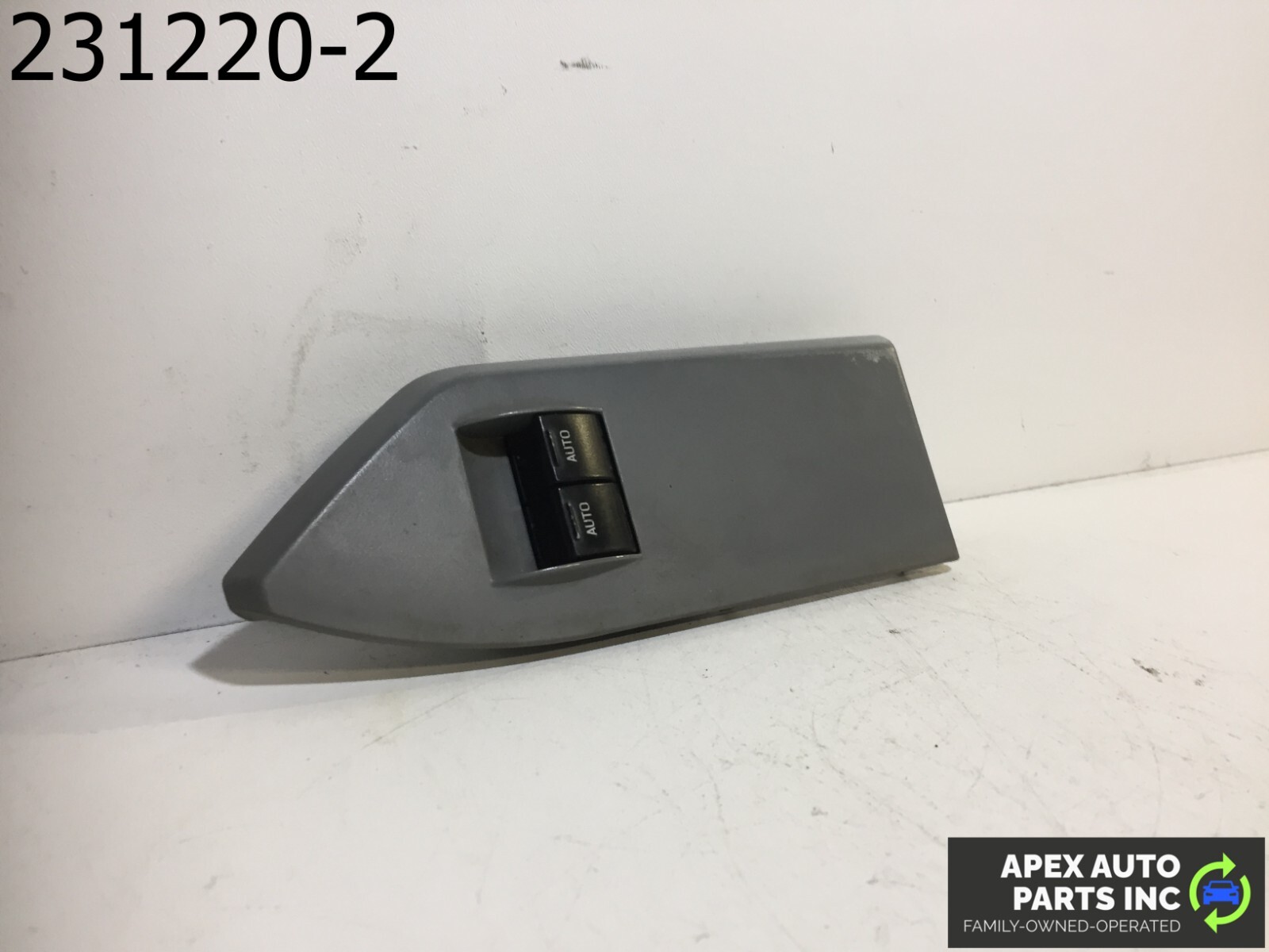 OEM 2007 Ford Mustang Master Window Switch 4R3315A564B - Image 3
