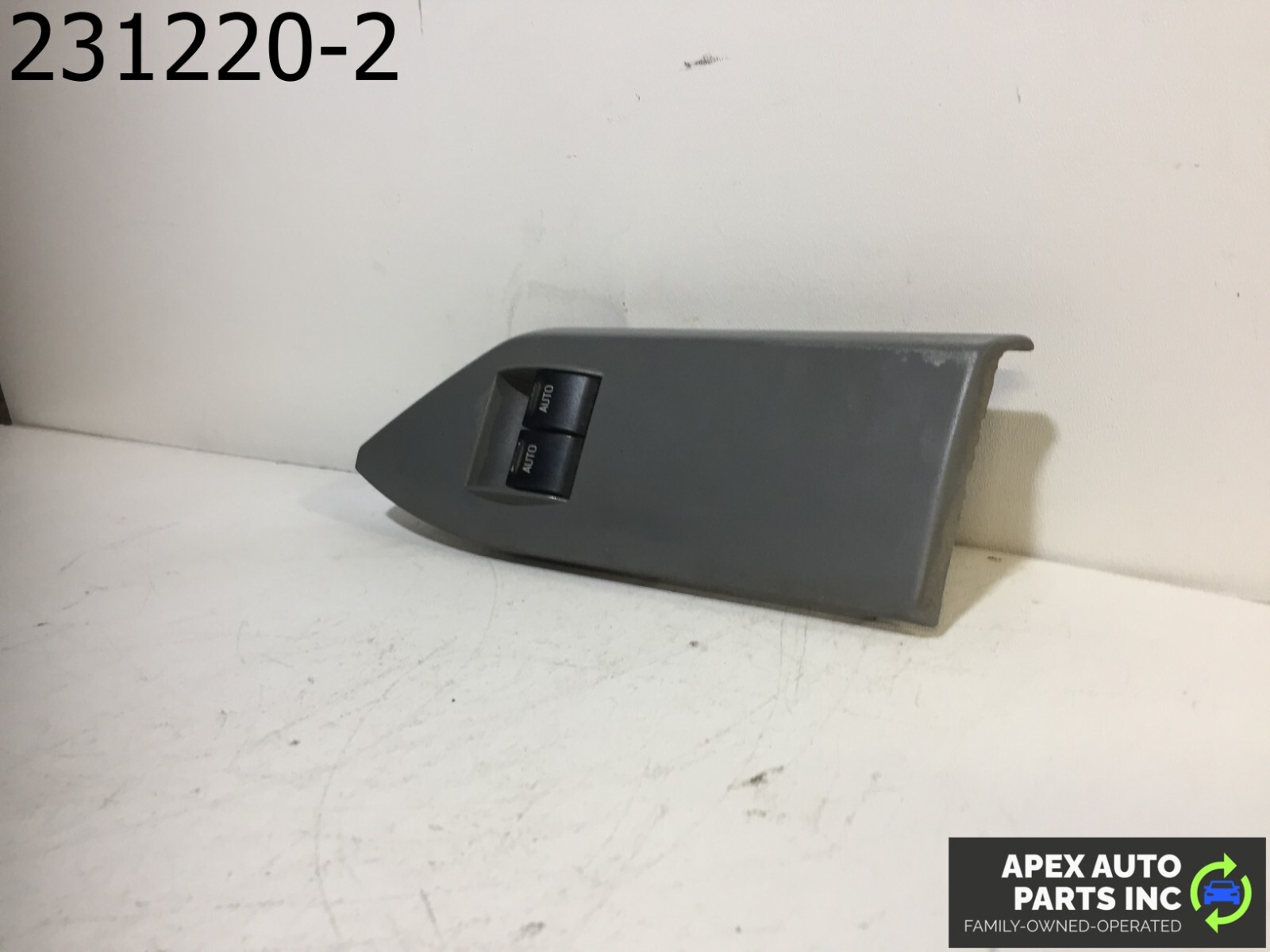 OEM 2007 Ford Mustang Master Window Switch 4R3315A564B - Image 4