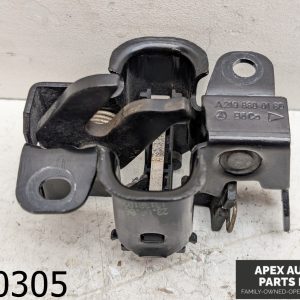 OEM 2007 Mercedes E350 3.5L Hood Latch Lock