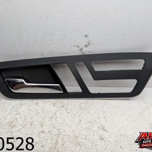 OEM 2007 Mercedes S550 5.5L Front Left Interior Door Handle