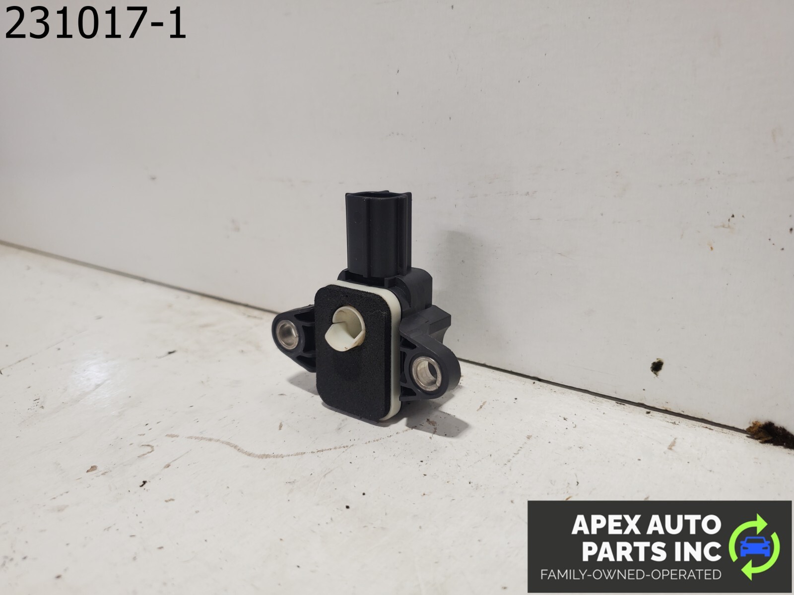 OEM 2008 Audi A4 CRASH IMPACT SENSOR FRONT RIGHT - Image 3