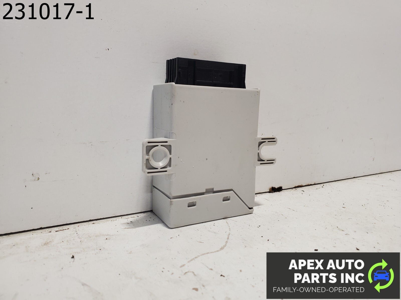 OEM 2008 Audi A4 Tire Pressure Computer Control Module 8E0907273A - Image 5