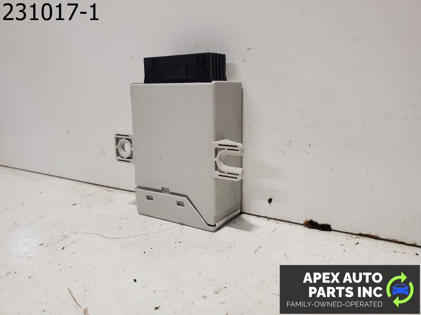 OEM 2008 Audi A4 Tire Pressure Computer Control Module 8E0907273A - Image 7