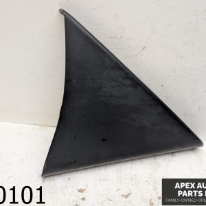 OEM 2008 Chevrolet Avalanche 5.3L Right Side Interior Mirror Trim Cover