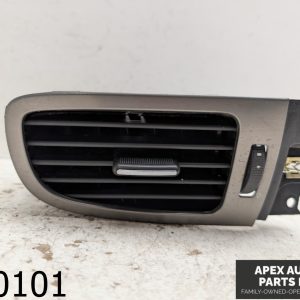 OEM 2008 Chevrolet Avalanche Air Vent Duct Deflector Trim Plate Front RH Right