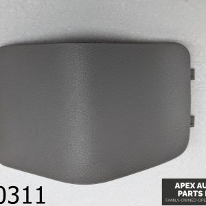 OEM 2008 Toyota Highlander 3.5L Tail Light Lamp Access Cover Driver