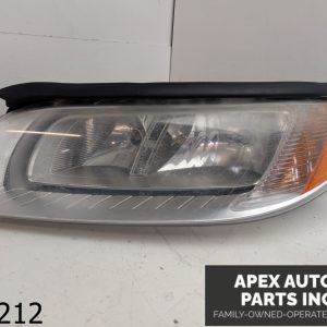 OEM 2010 Volvo S80 3.0L Left Driver Front Headlight Assembly Halogen