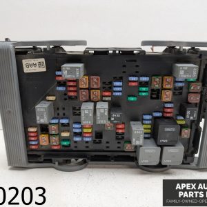 OEM 2011 Cadillac Escalade 6.2L Engine Fuse Box Junction Relay