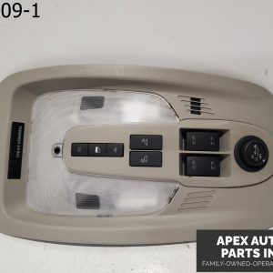 OEM 2011 Chevrolet Equinox 2.4L FRONT ROOF DOME OVERHEAD CONSOLE LIGHT 22753274