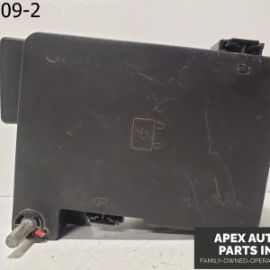 OEM 2011 Chevrolet Equinox 2.4L Fuse Box