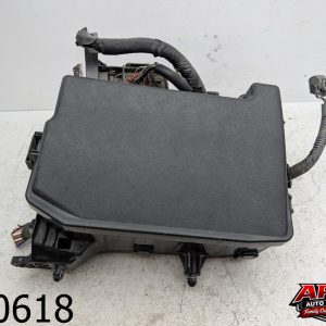OEM 2011 Toyota Prius 1.8L Engine Fuse Box