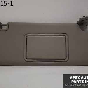 OEM 2012 Chevrolet Cruze 1.8L Passenger Right RH Sun Visor Illuminated