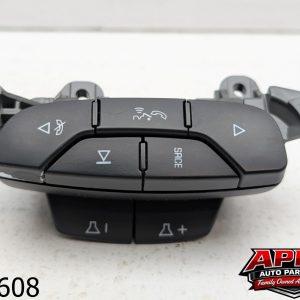 OEM 2013 GMC Acadia 3.6L STEERING WHEEL RADIO CALL CONTROL SWITCH