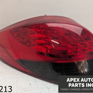 OEM 2013 Hyundai Veloster 1.6L Driver Left Side Rear Tail Light