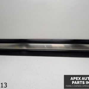 OEM 2014-2017 Fiat 500L 1.4L Front Right Passenger Door Molding Trim Panel