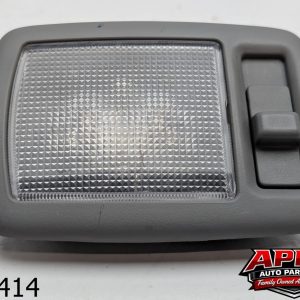 OEM 2014 Kia Sorento 2.4L REAR INTERIOR OVERHEAD DOME LIGHT LAMP