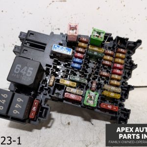 OEM 2015-2016 AUDI A3 1.8L JUNCTION FUSE RELAY BLOCK HOLDER BOX