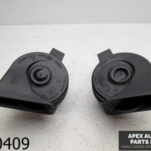 OEM 2015 Chrysler 200 3.6L High & Low Tone Horn Set