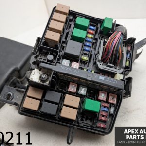 OEM 2015 Kia Cadenza 3.3L Fuse Box Engine