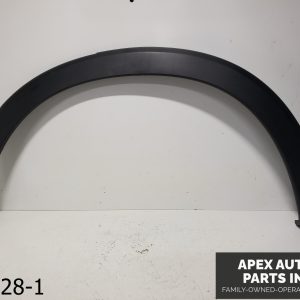 OEM 2016-2018 Honda HRV HR-V 1.8L Left Driver Fender Flare Trim