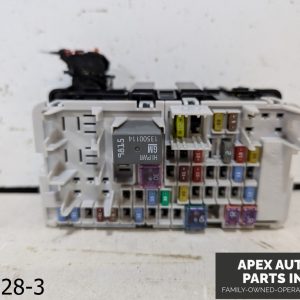 OEM 2016 Chevrolet Malibu 1.5L INTERIOR CABIN FUSE BOX RELAY JUNCTION MODULE