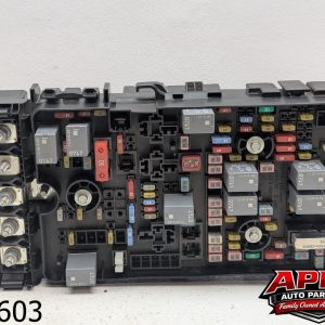 OEM 2017 Jeep Cherokee 3.2L ENGINE POWER DISTRIBUTION FUSE RELAY BOX