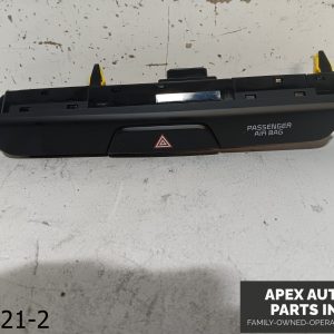 OEM 2018-2020 KIA Rio 1.6L EMERGENCY HAZARD SWITCH