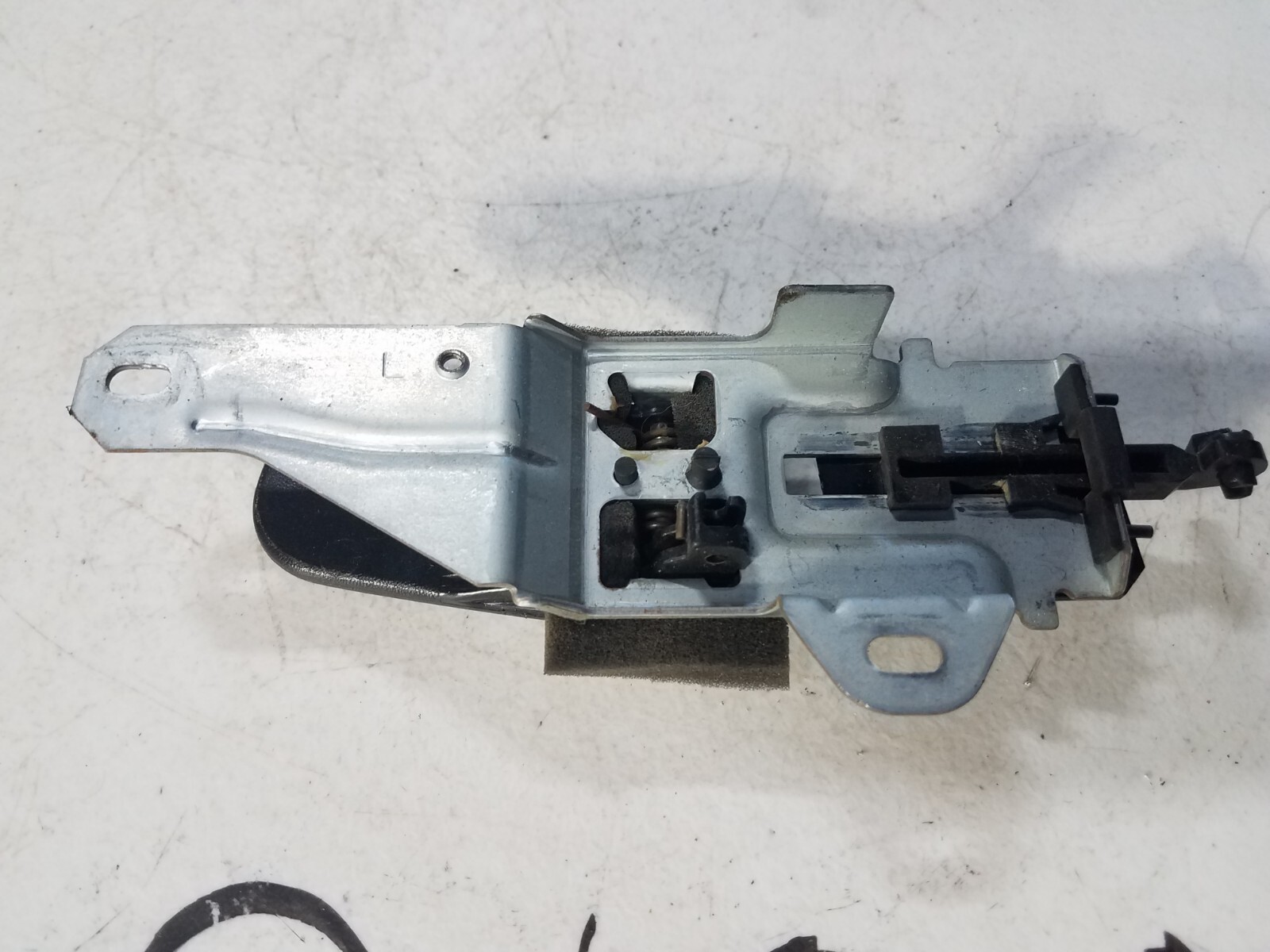 OEM 91-99 3000GT VR4 DODGE STEALTH LEFT DRIVER INTERIOR DOOR HANDLE ASSEMBLY - Image 4