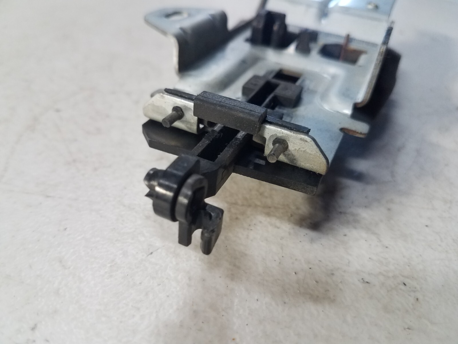 OEM 91-99 3000GT VR4 DODGE STEALTH LEFT DRIVER INTERIOR DOOR HANDLE ASSEMBLY - Image 5