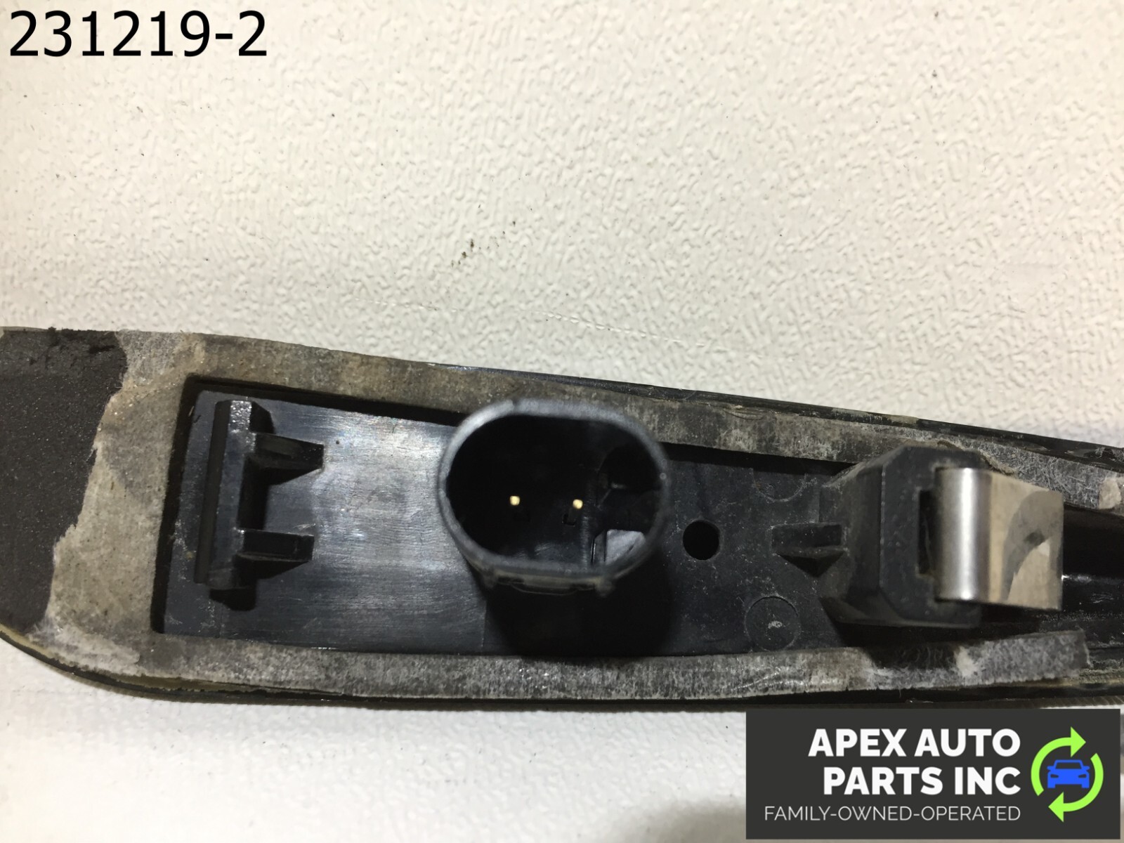 OEM BMW 328i 2009 Right Passenger Side Fender Marker Light Turn Signal Lamp - Image 8