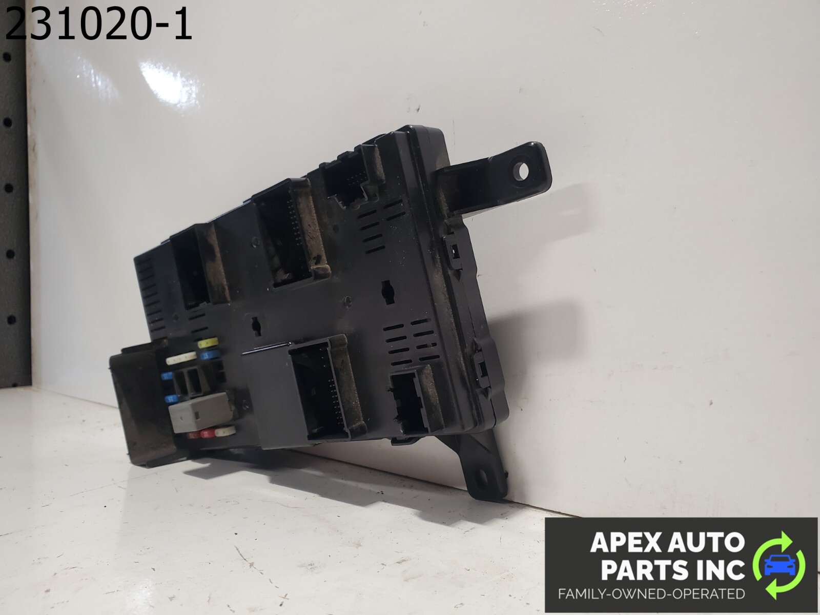OEM Kia Sedona 08 rear Cabin Fuse Box Relay Junction 91954-4D101 OEM - Image 8