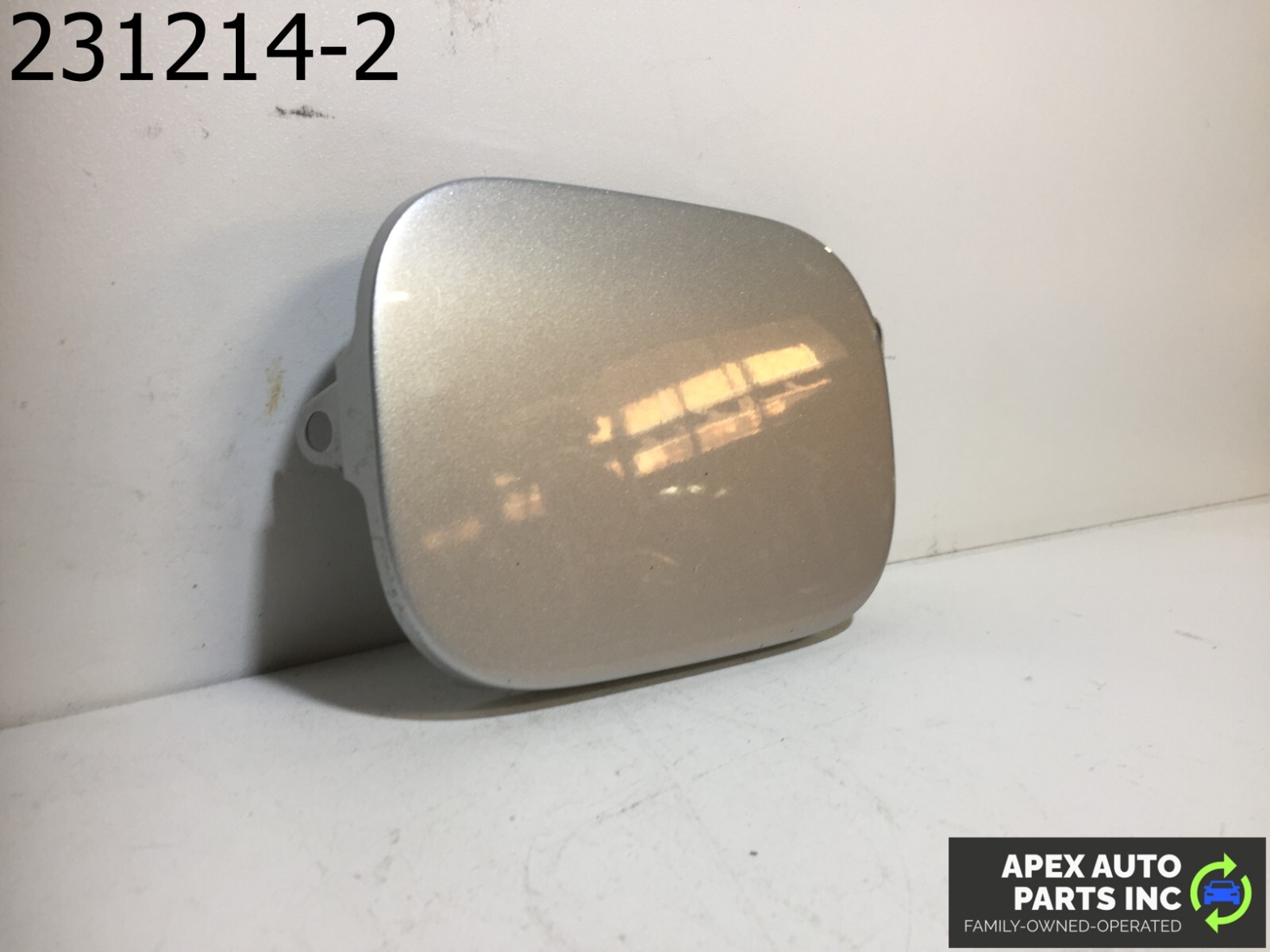 OEM Mercedes C230 2006 Fuel Gas Tank Lid Door Cover - Image 3
