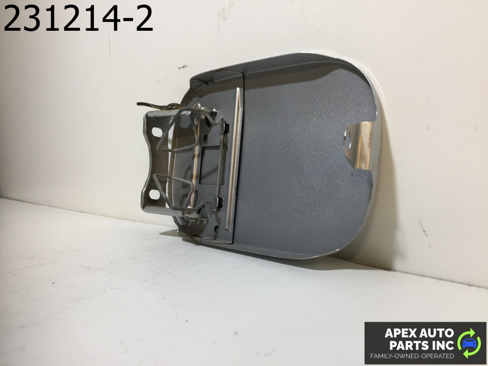 OEM Mercedes C230 2006 Fuel Gas Tank Lid Door Cover - Image 7