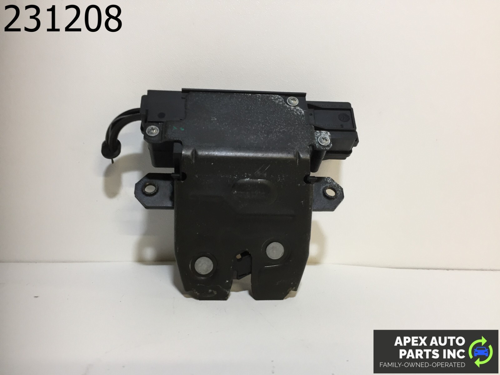 OEM Volvo S40 2005 Trunk Latch Release Deck Lid Lock Actuator 31276697 OEM - Image 5