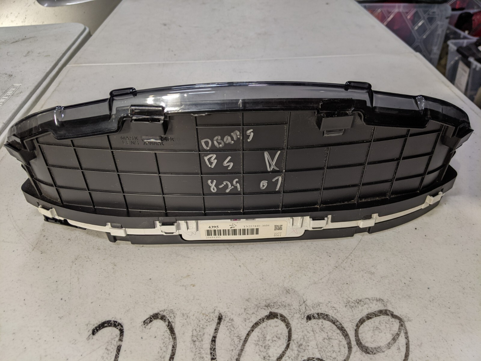 Speedometer Instrument Cluster Dash Panel Gauges 08 Cadillac STS OEM - Image 5