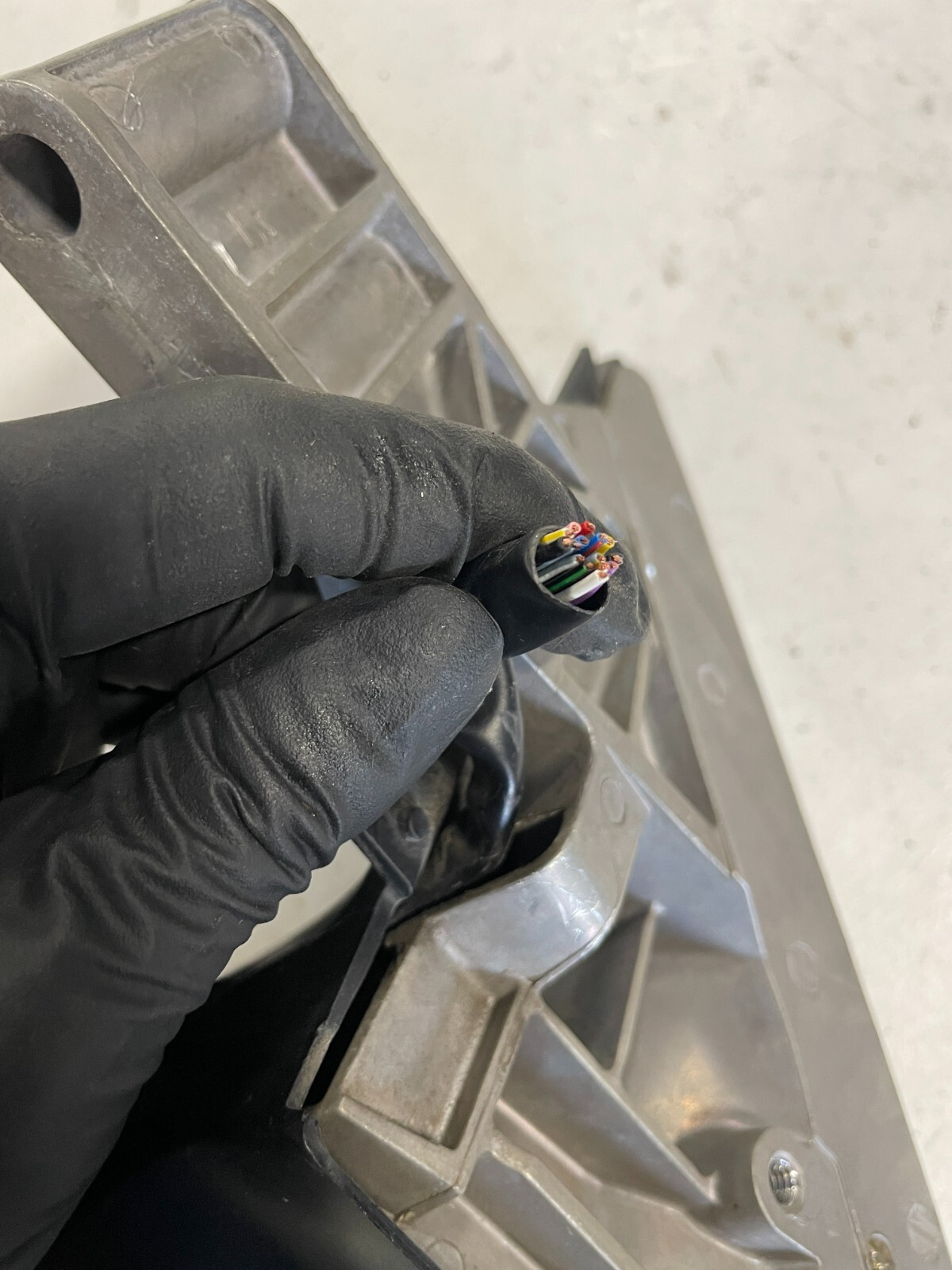 02-08 AUDI A4 3.0L V6 1.8 4D DRIVER LEFT SIDE HEATED MEMORY AUTO DIM DOOR MIRROR - Image 9