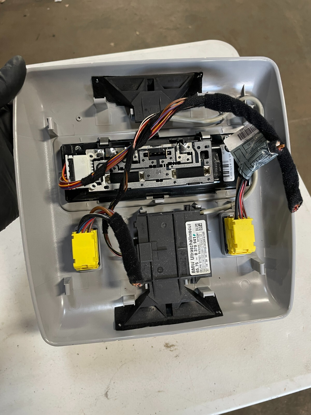 2000-2006 BMW E53 X5 Rear Interior Dome Light W/ Switches 8379941 OEM - Image 6