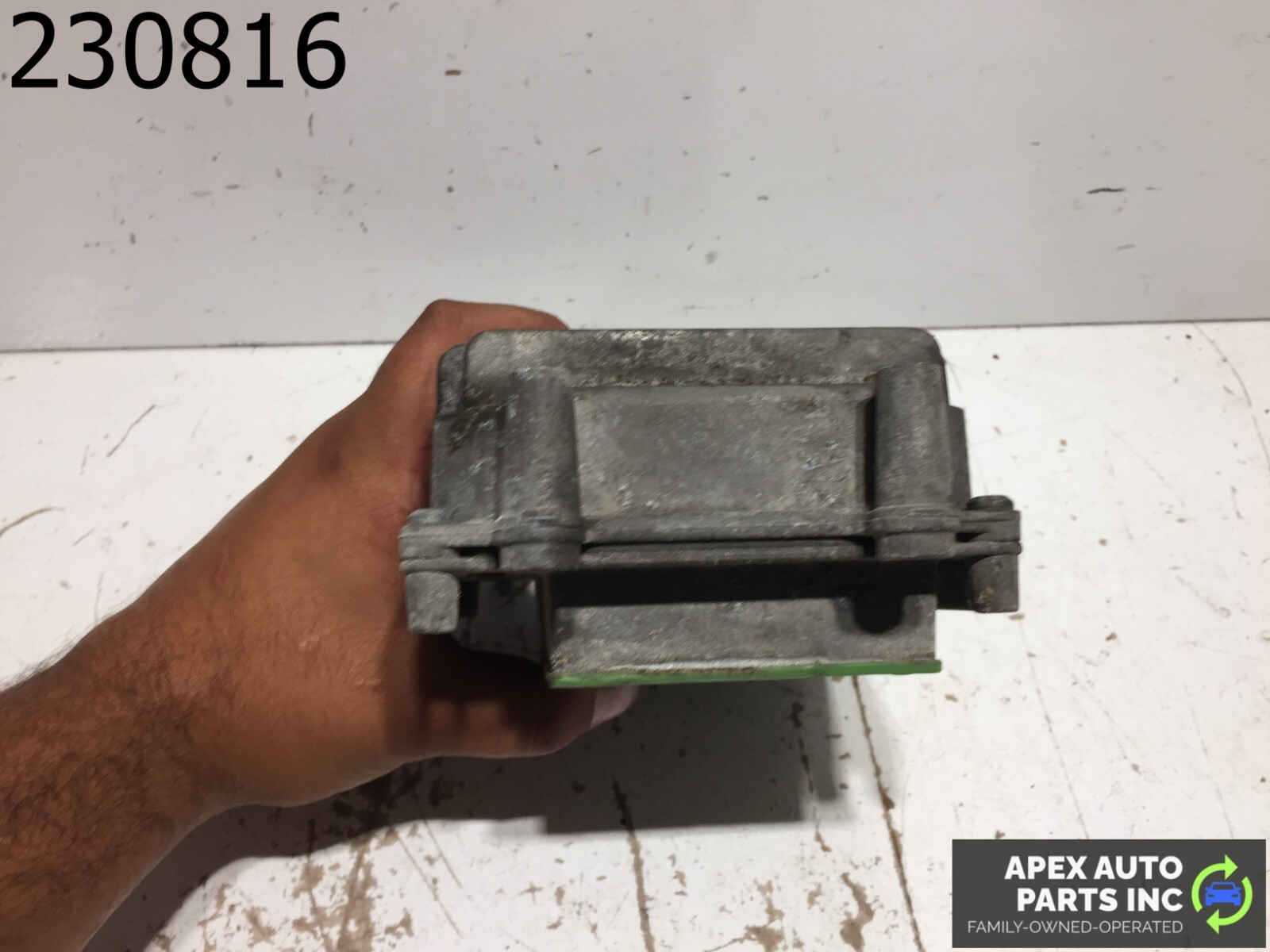 2003-05 GMC Envoy Engine Computer Module ECU ECM PCM 12574976 - Image 9