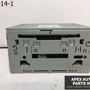 2009-2012 Mitsubishi Lancer Center Console Radio AM FM CD Radio 8701A352