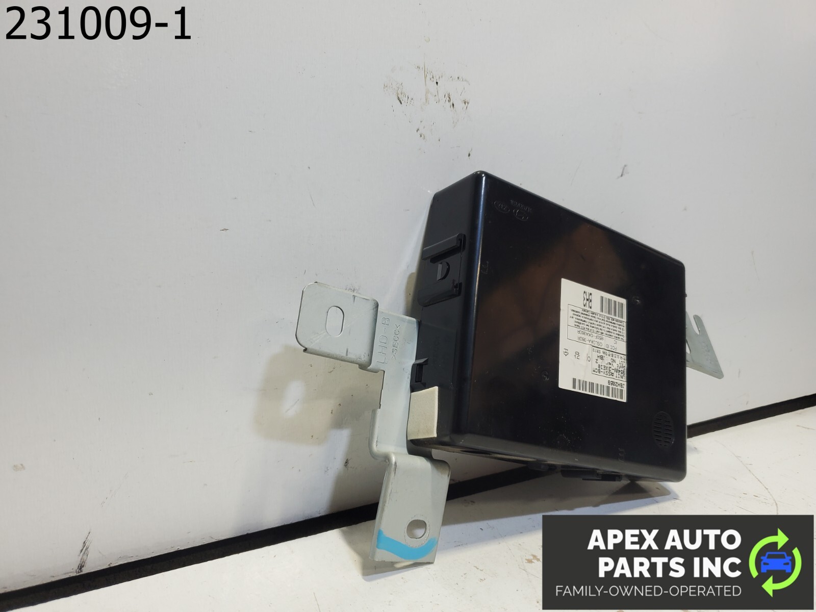 2014 Hyundai Elantra BODY CONTROL MODULE BCM COMPUTER - Image 3