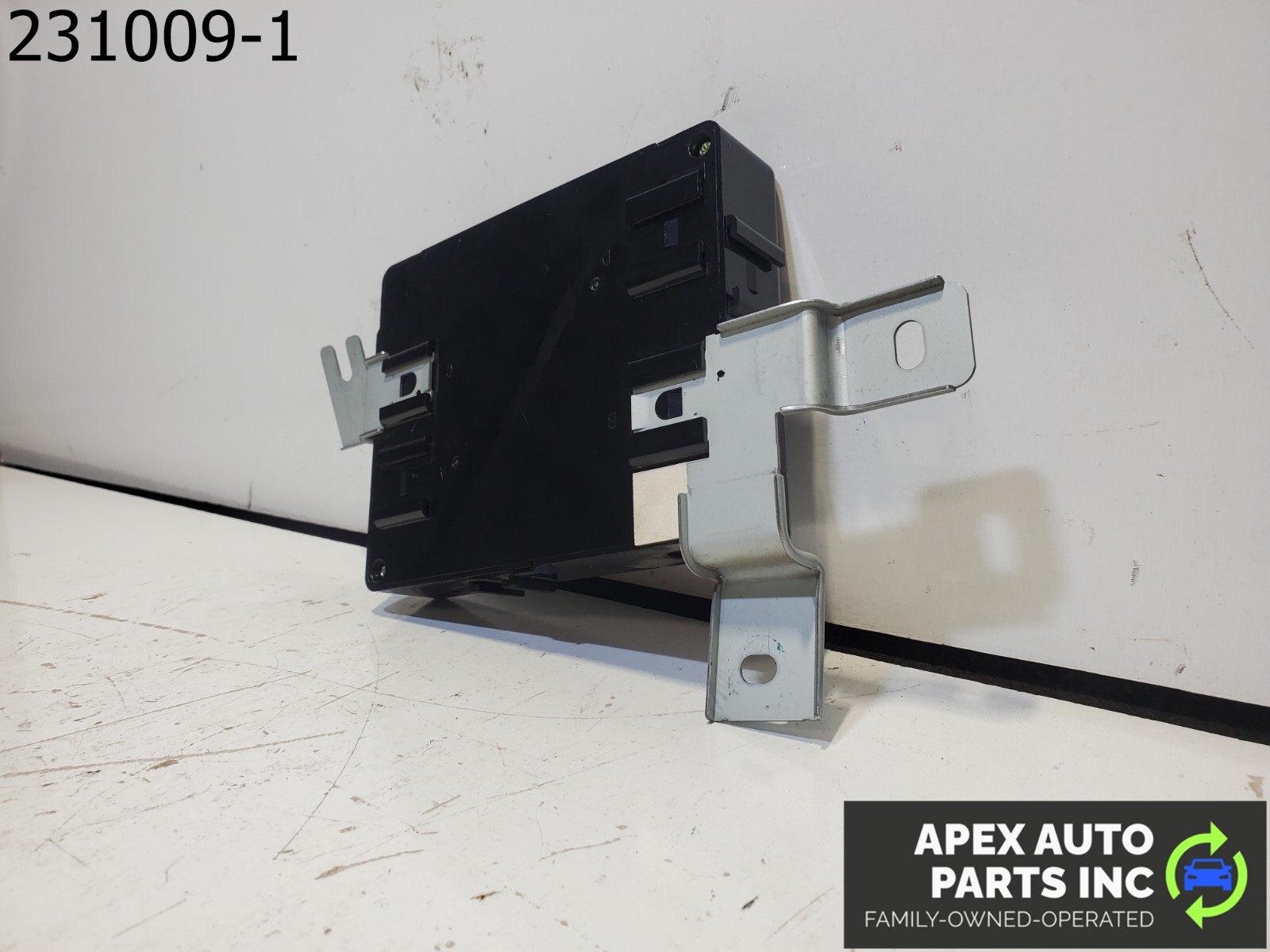 2014 Hyundai Elantra BODY CONTROL MODULE BCM COMPUTER - Image 5