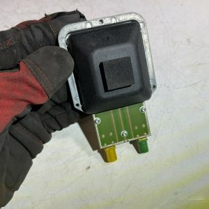 28026442 06-11 MERCEDES W164 GPS SATELLITE NAVIGATION ANTENNA UNDER ROOF OEM Y20