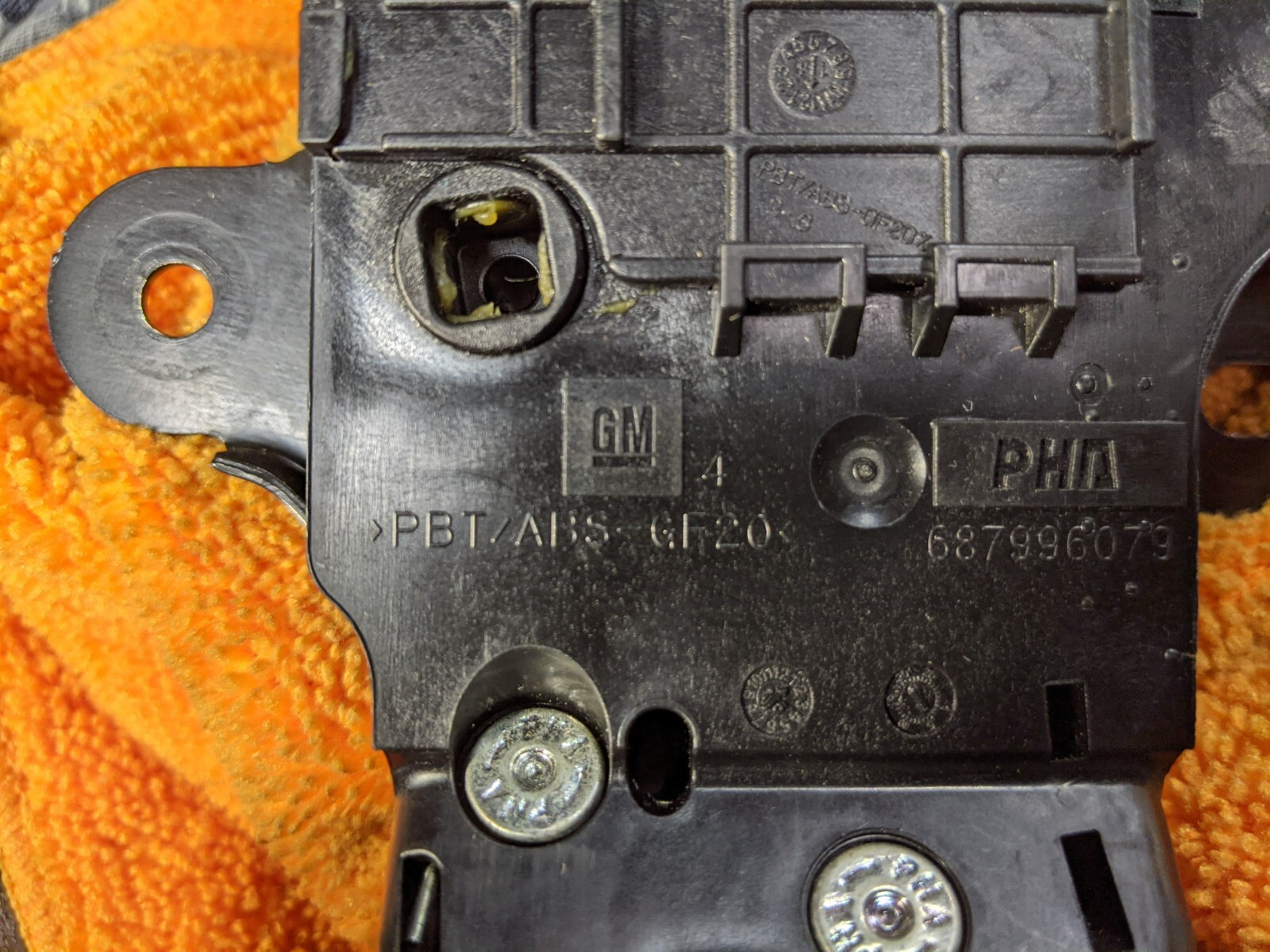 CHEVY CRUZE GM REAR TRUNK LID LOCK ACTUATOR LATCH W/ RELEASE HANDLE OEM 13501988 - Image 4